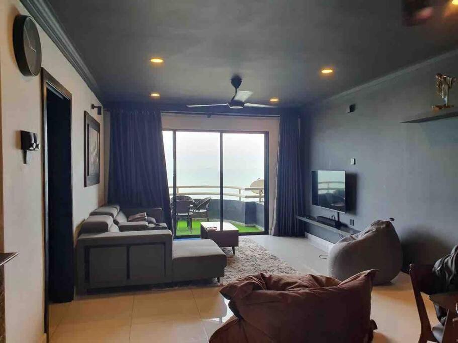 Appartement The Arena Tanjung Tuan Port Dickson Extérieur photo