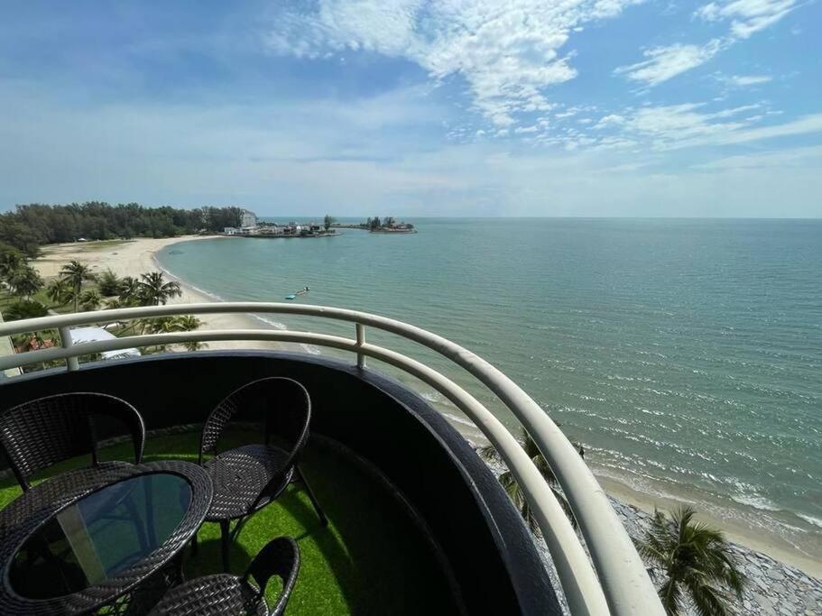 Appartement The Arena Tanjung Tuan Port Dickson Extérieur photo